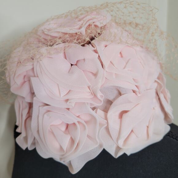 VTG Union Made MCM Light Pink Chiffon Floral Veiled Hat Pillbox Kentucky Derby - Picture 6 of 16